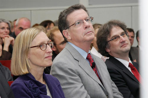 Der Ehrengast (mitte): Prof. Dr. Ed Diener von der Universität Illinois in Urbana-Champaign (USA)