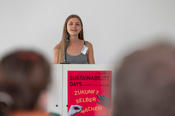 Die Studentin Marit Braunschweig gehört zum Organisationsteam der „Sustainability Days“.