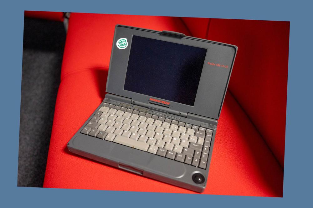 Die große Freiheit: Als die meisten Laptops ab Werk mit einer WLAN-Schnittstelle ausgestattet wurden, wuchs der Bedarf nach einem flächendeckenden WLAN-Angebot auf dem Campus.