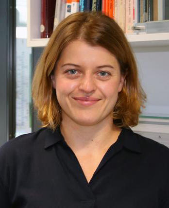 Luise Grace Klass promoviert am Fachbereich Veterinärmedizin und ist Mitglied des dortigen Fachbereichsrats.