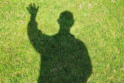 Freund oder Feind? Zu Beginn ist Neues immer fremd. In der Literatur ist der Versuch, im Vertrauten das Fremde zu entdecken und im Fremden Vertrautes zu suchen, ein verbreitetes Motiv.