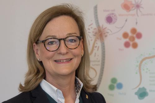 Susanne Hartmann ist  Professorin für Infektionsimmunologie und Direktorin des Instituts für Immunologie am Fachbereich Veterinärmedizin