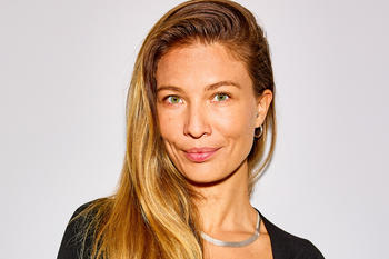 Dr. Martyna Linartas