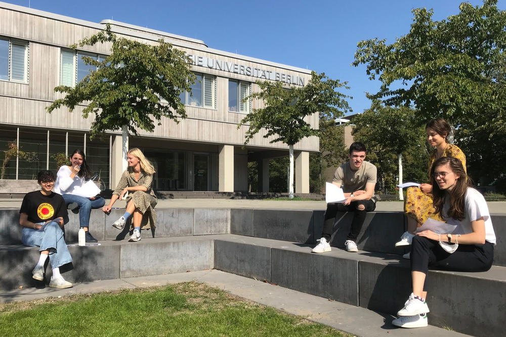 September, Oktober 2020 an der Freien Universität: Die Teilnehmerinnen und Teilnehmer des für internationale Studierende verbindlichen Vorkurses waren froh, dass die Veranstaltungen unter strengen Auflagen, aber in Präsenz stattfinden konnten.