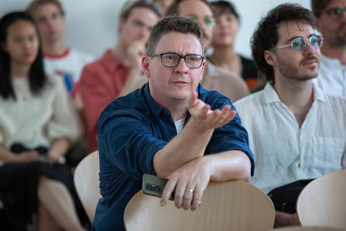 Mitarbeiter im Publikum: Nikolaj Blocksdorf, Assistant Administrative Director