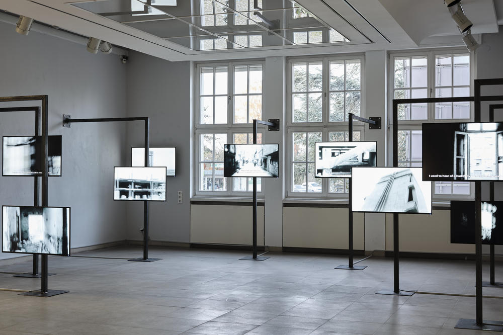 Politik trifft Kunst: Das "Project Speak2Tweet", 2011 bis heute. Eine Installation von Heba Y. Amin.