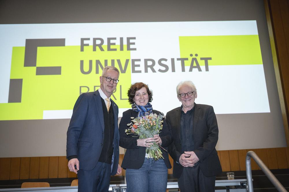 Von links: Uni-Präsident Prof. Günter M. Ziegler, Kanzlerin Andrea Güttner und Prof. Karl Max Einhäupl, Vorsitzender des Kuratoriums der Freien Universität Berlin