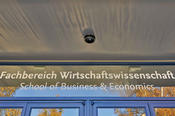 The main building of the School of Business and Economics is located on Gary Strasse 21.