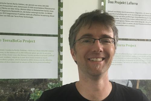 Robert Wagner, researcher in the working group “Geoecology” at Freie Universität Berlin.