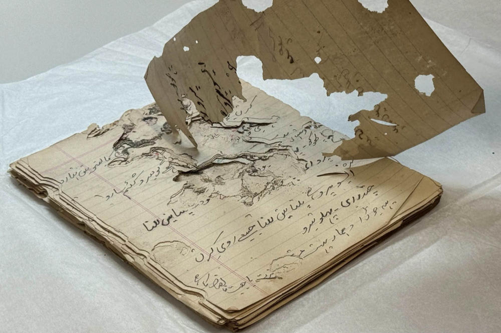 Die "Dagar Diaries" (im Bild) sind Teil der Ausstellung ErzählStoff