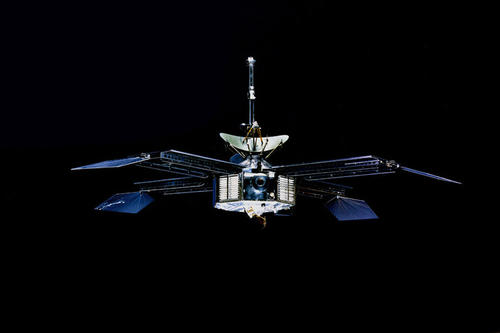 1965 entkräftete die NASA-Sonde "Mariner 4" mit den ersten 22 Fotos vom Mars die Vermutung, man könne dort außerirdisches Leben finden.