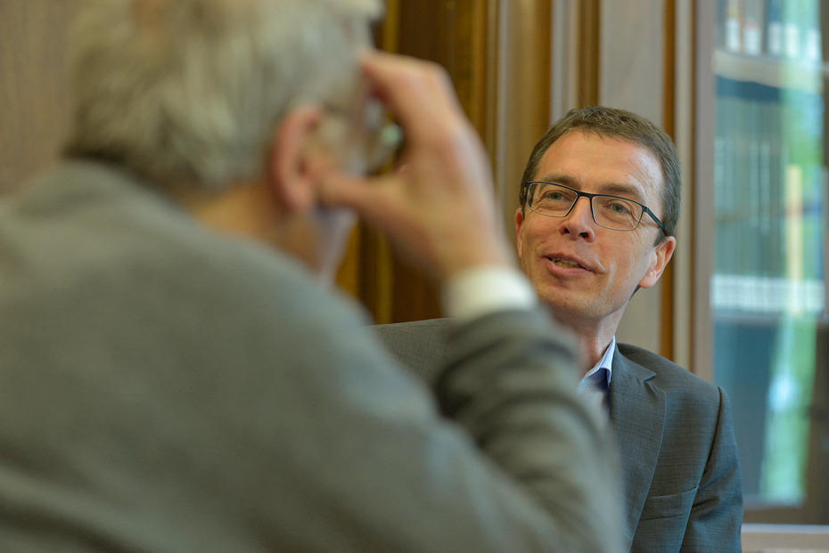 Paul Nolte: Die 68er, auch in einem engeren Sinne, als Studenten- und Assistentenbewegung, sind nicht wegzudenken und waren in globaler Perspektive und in Deutschland eine Initialzündung.