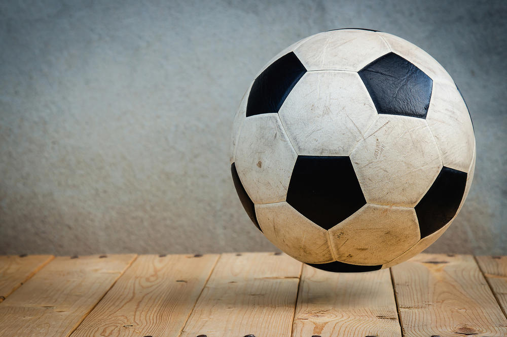 Beim „Welcome Soccer Cup 2017“ spielen Studierende und Teilnehmer von Weldom@FUBerlin miteinander