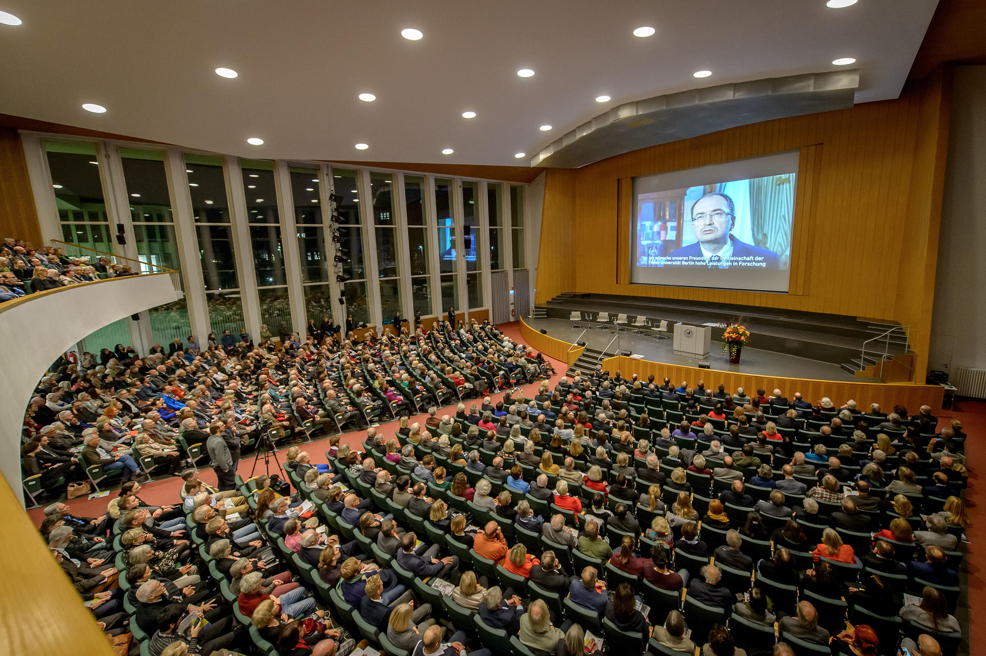 Glückwünsche aus aller Welt: Die Präsidenten und Rektoren der Strategischen Partneruniversitäten gratulierten per Video, etwa Nikolay Kropachev von der Staatlichen Universität St. Petersburg.