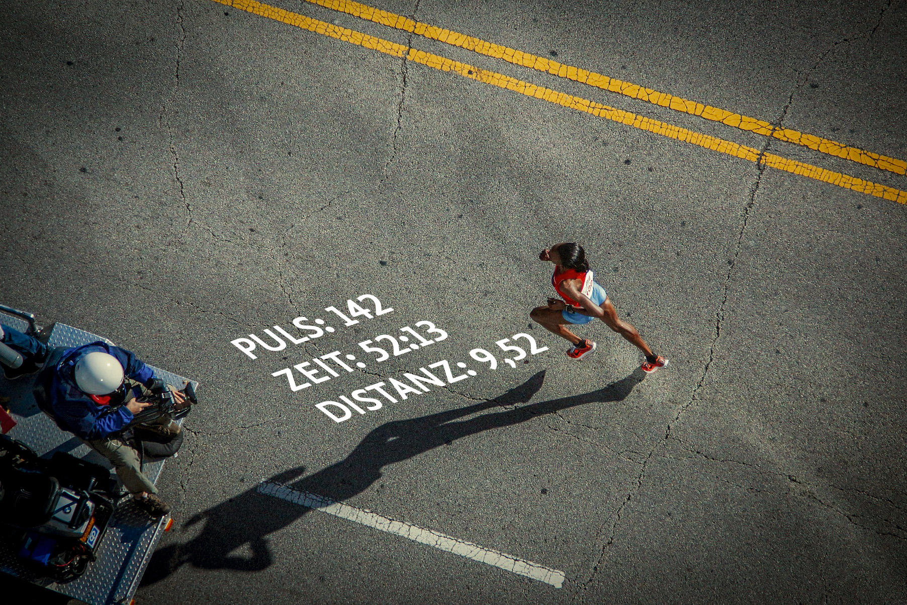 Heute werden viele Gesundheitsdaten erfasst, beispielsweise im Sport. Im Exzellenzcluster Math+ werden mathematische Verfahren entwickelt, mit denen diese Datensätze ausgewertet werden können, um zum Beispiel Krankheitsanzeichen zu entdecken.