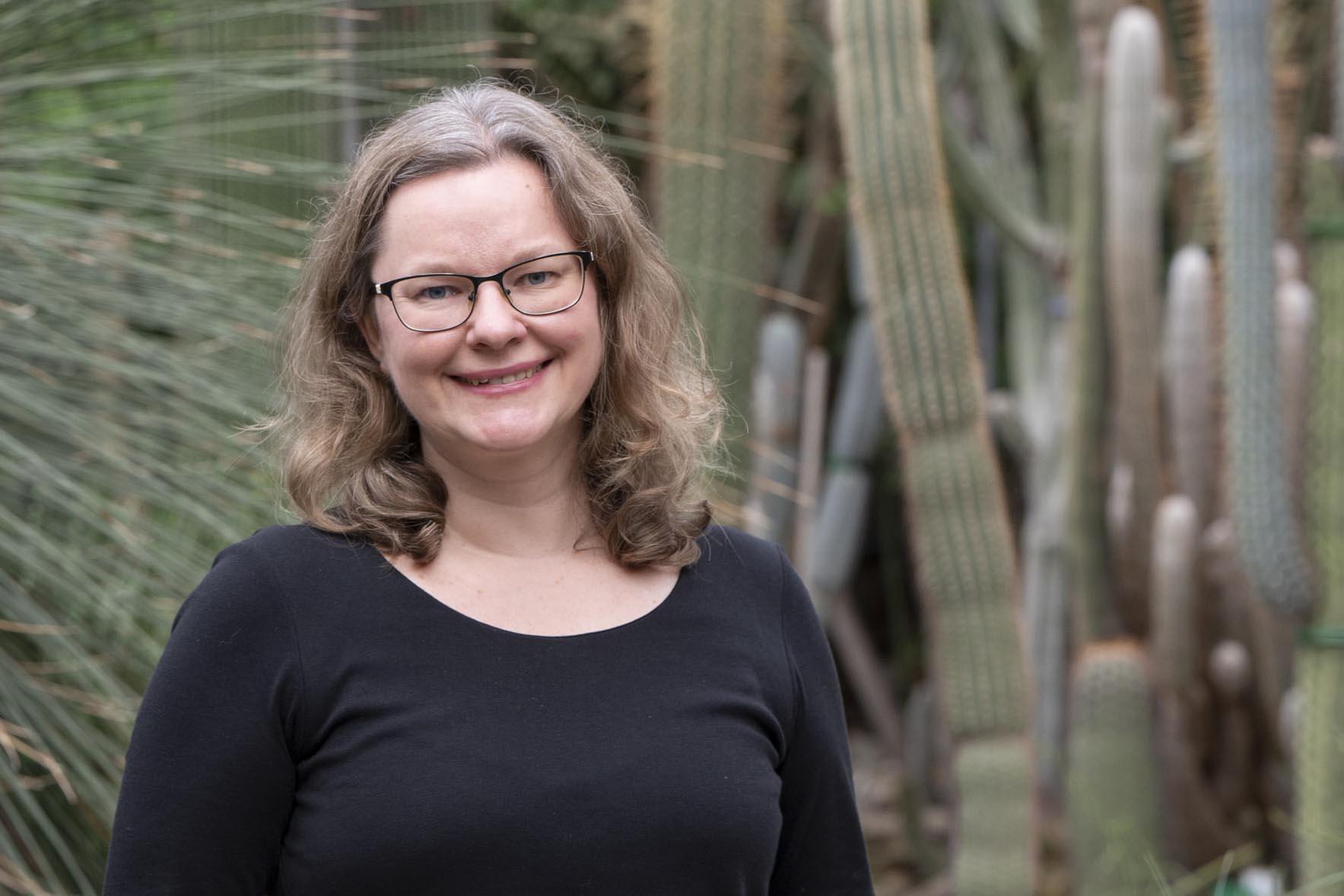 Nadja Korotkova hat zusammen mit internationalen Teams weltweit Kakteen klassifiziert.