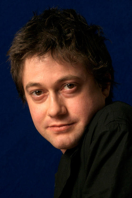 Adam Thirlwell debütierte 2003 mit seinem Roman "Strategy". Seitdem gilt er als "Wunderkind" der britischen Literatur.