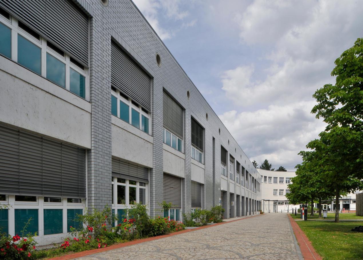 Das Institut für Informatik an der Takustraße 9