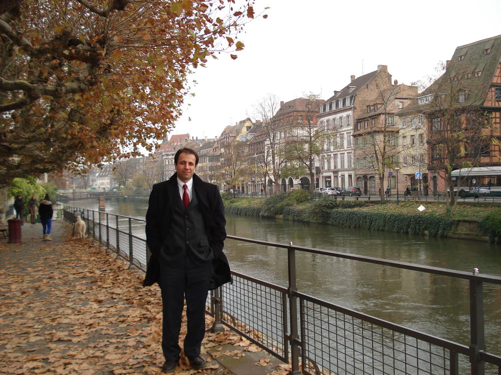 Dr. Amirhossein Nezamzadeh