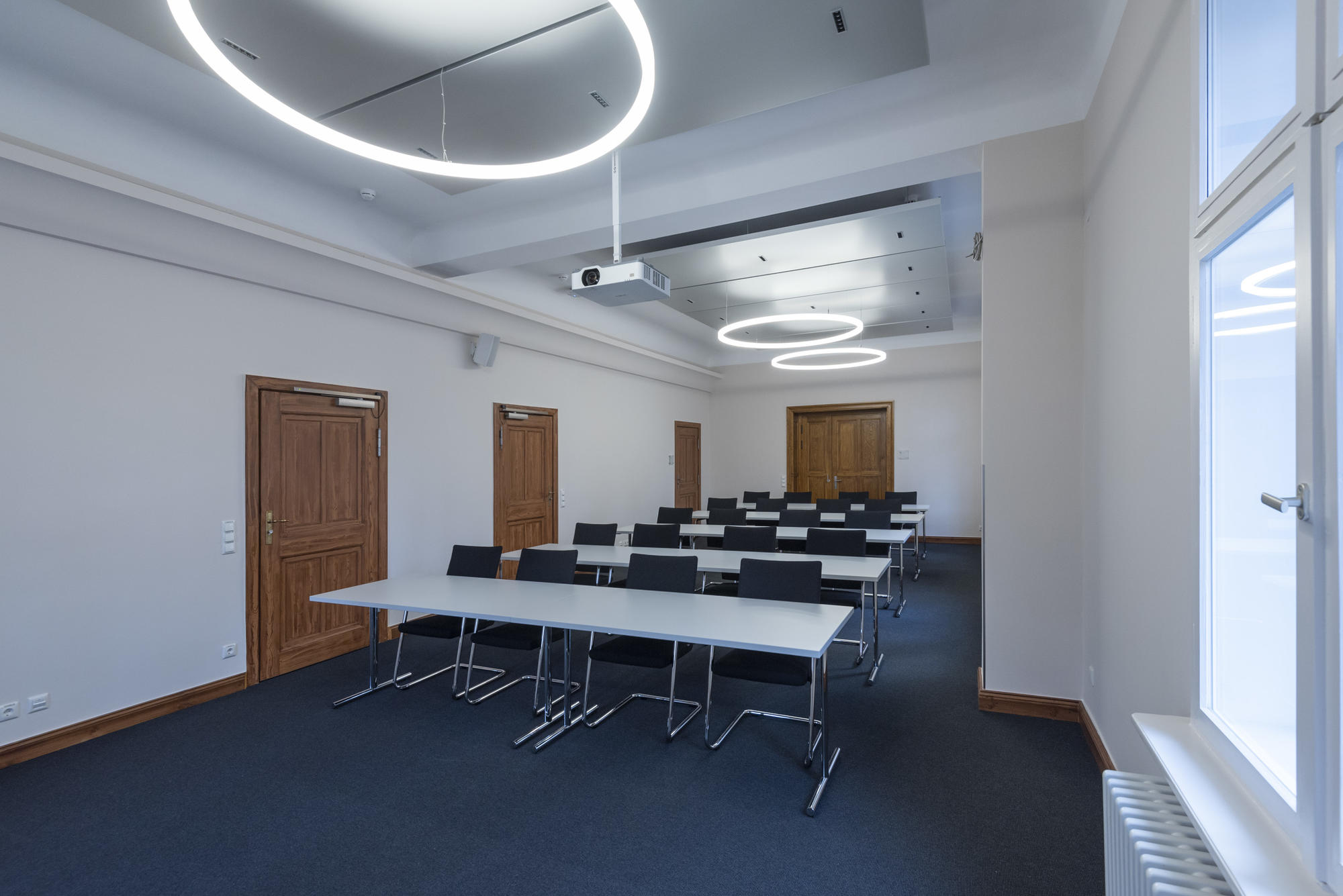 Konferenzraum 104-106-107 04