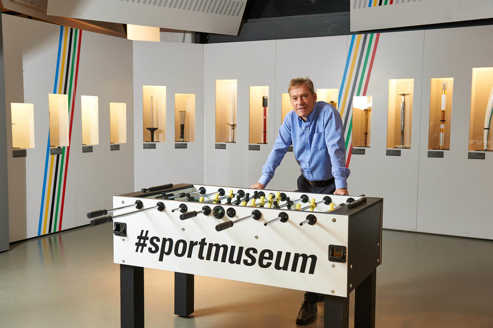 2013 übernahm Höfer die Leitung des „Deutschen Sport & Olympia Museums“.
