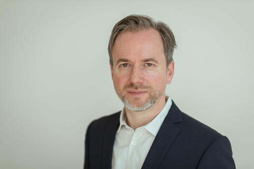 Stephan Töpper, Leiter des „Referats Digitale Kommunikation“ in der „Stabsstelle Kommunikation und Marketing“: „Man hört ab und an Kinderstimmen auf den Fluren – das gehört hier einfach dazu.“