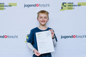 1. Preis Jugend forscht Junior |  Chemie: Spinnnenseide, das Material der Zukunft!
