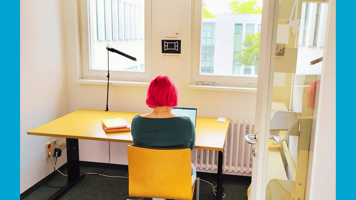 Zentralbibliothek (Garystr. 39)